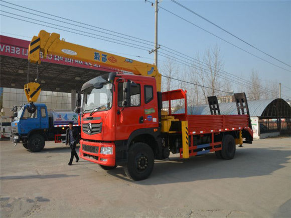 東風特商8噸石煤隨車吊帶爬梯