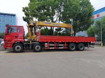 陜汽德龍前四后八配徐工16噸吊機(jī)多少錢？