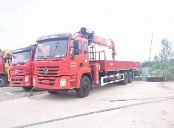 東風(fēng)錦程后八輪隨車吊底盤，配長(zhǎng)興12噸吊機(jī)，價(jià)格，多少錢？廠家報(bào)價(jià)