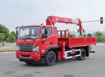 福田瑞沃ES3大金剛隨車吊底盤配4噸，5噸，6.3噸吊機(jī)多少錢？